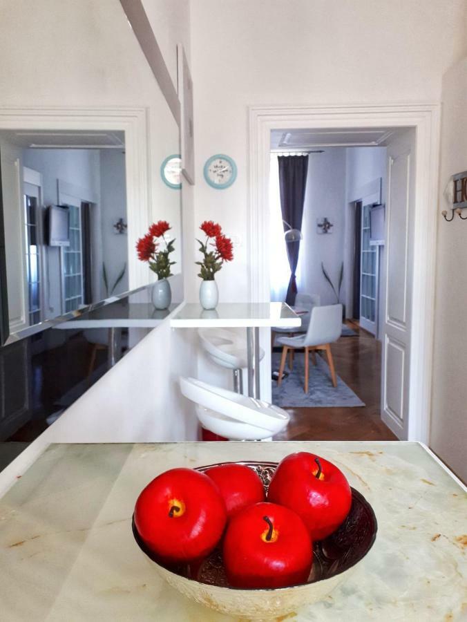 Apartment Zrinjevac Zagreb Eksteriør billede